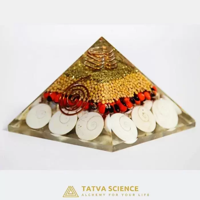 Gomti Chakra Orgone Pyramid With Red And White Chirmi Seed1
